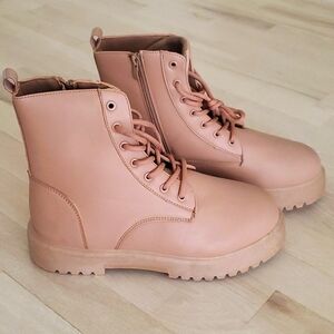 NWOT Top Moda Womens Tan Lug Sole Combat Lace Up High Top Moto Boots Size 10 New